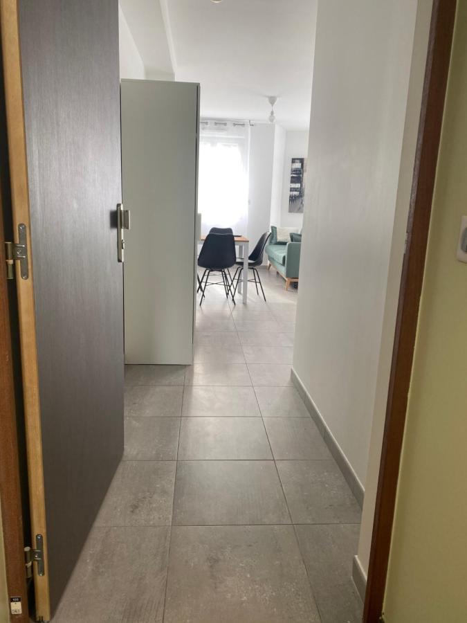 Residence 4T - 33 Avenue Gaston Chauvin Aulnay-sous-Bois Exterior photo
