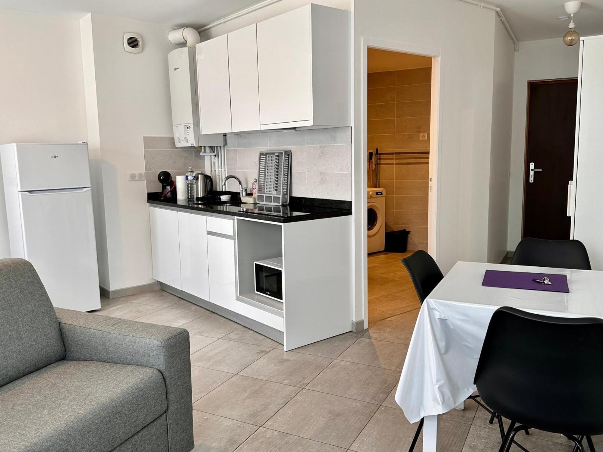 Residence 4T - 33 Avenue Gaston Chauvin Aulnay-sous-Bois Exterior photo